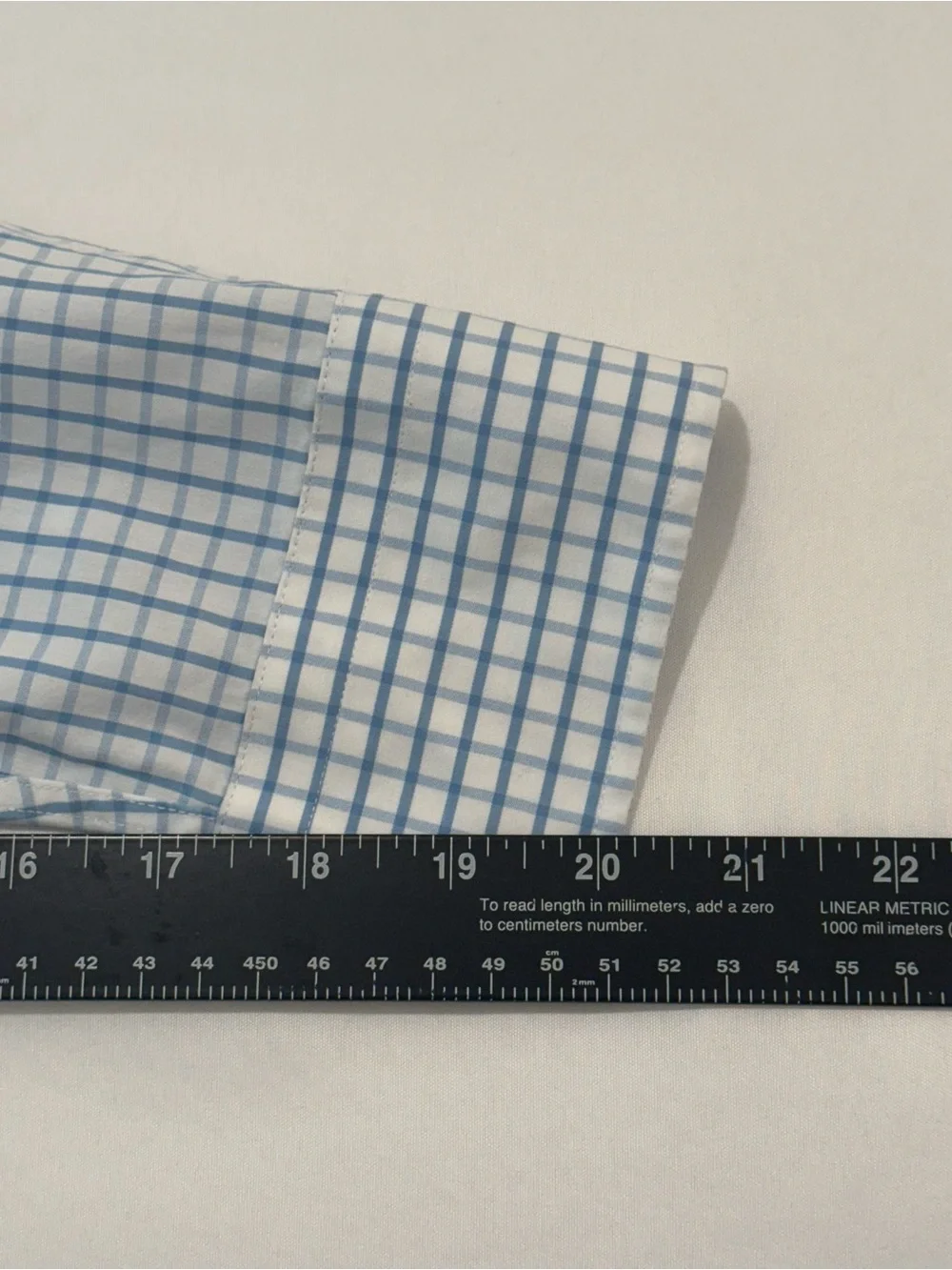 J. Crew Men’s Blue Windowpane Button-Up Shirt Medium